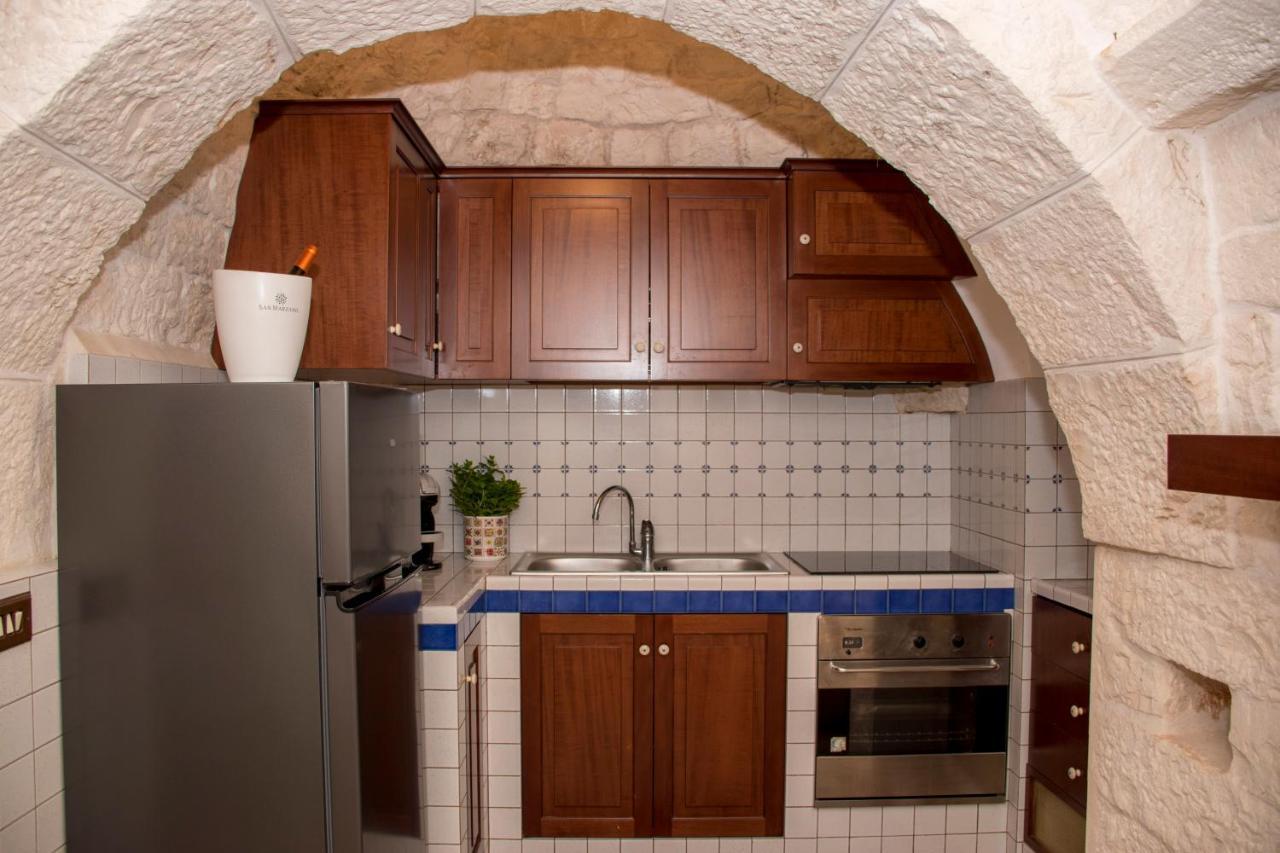 Pavi Trulli E Suites Locorotondo Exterior foto