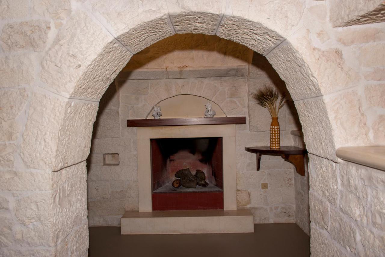 Pavi Trulli E Suites Locorotondo Exterior foto