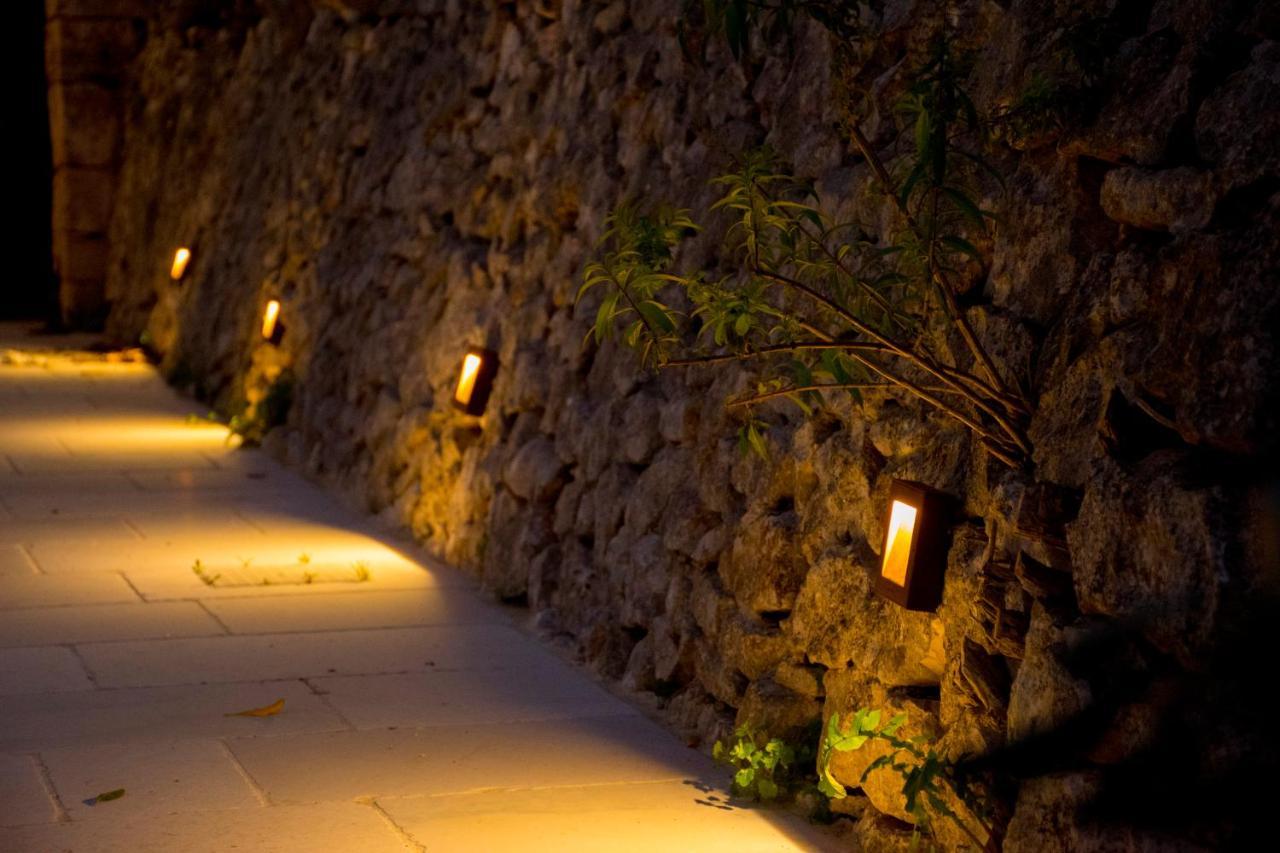 Pavi Trulli E Suites Locorotondo Exterior foto
